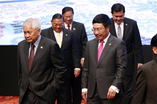 Malaysia Seeks Amicable Solution to China Sea Dispute