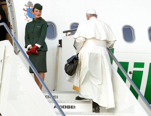 The Latest: Francis Departs for 1st Papal Trip to Ireland
