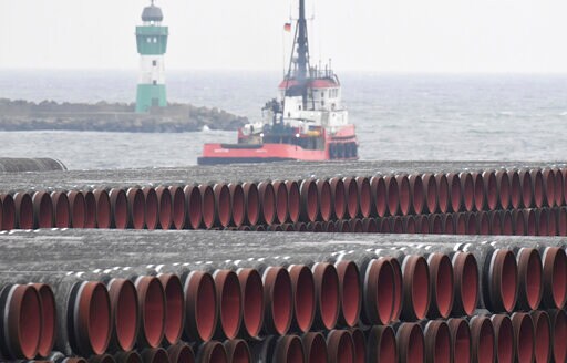 Russian Ships Move to Resume Baltic Pipeline Construction