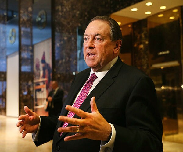 Mike Huckabee: Surefire Cure for NFL's Ratings Problem