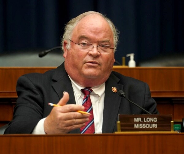 Mo. Senate Hopeful Billy Long: If You Liked Trump, 'Board the Billy Bus'