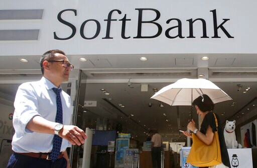 Japan Tech Giant SoftBank's Profits Rise on Investments