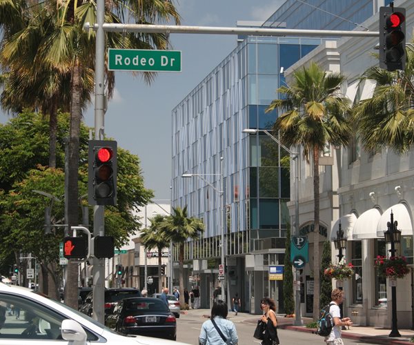 Beverly Hills Fined for Not Conserving Enough Water in Drought