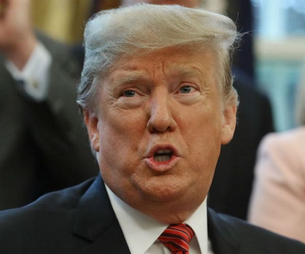 president donald trump in the oval office