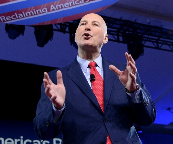 pete ricketts speaks at cpac