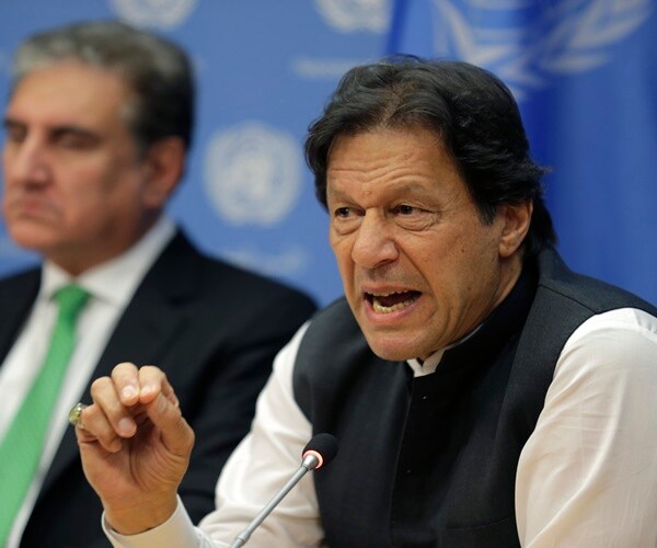 Pakistan's PM Vows to Fight on After Parliament Ousts Him