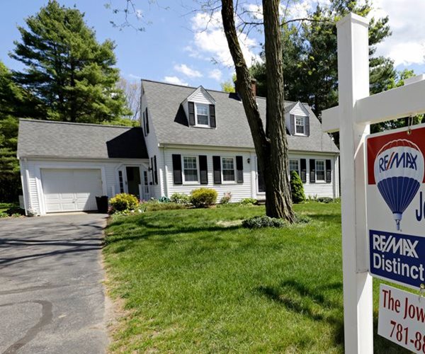 Realtor Survey: US Housing Market Stuck in a Rut
