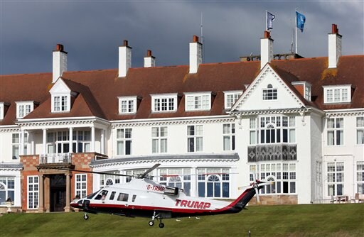 Trump Turns Golf Trip into Extension of Campaign Trail