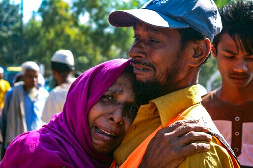Bangladesh Begins Relocating Rohingya Refugees to Island