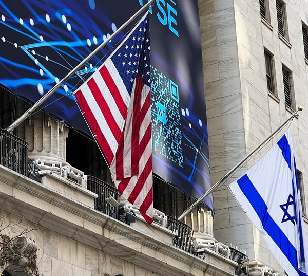 Stocks Drop with Meta, Microsoft; Dollar Eases