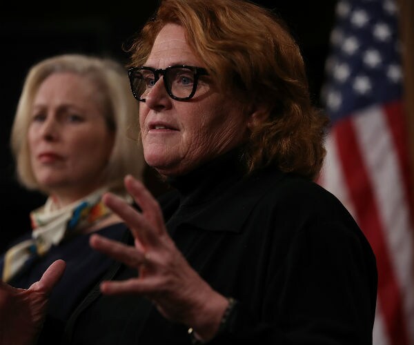 Heitkamp to Trump: Where Is Border Security Plan?