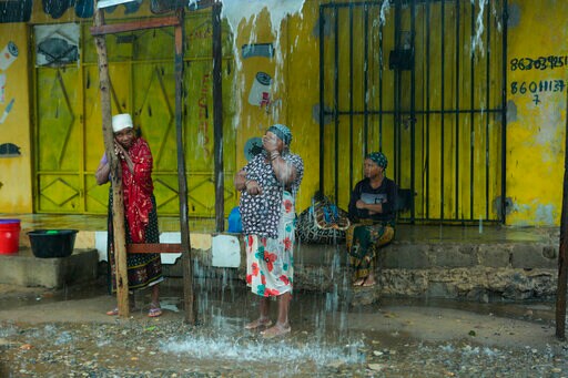 The Latest: Mozambique Death Toll Jumps to 38 after Cyclone