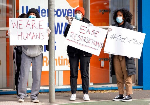 Australia to Shut State Border as Melbourne Infections Surge