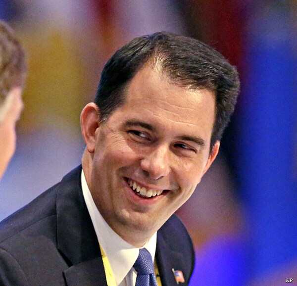 Wisconsin Gov. Walker Criticizes Romney in New Book
