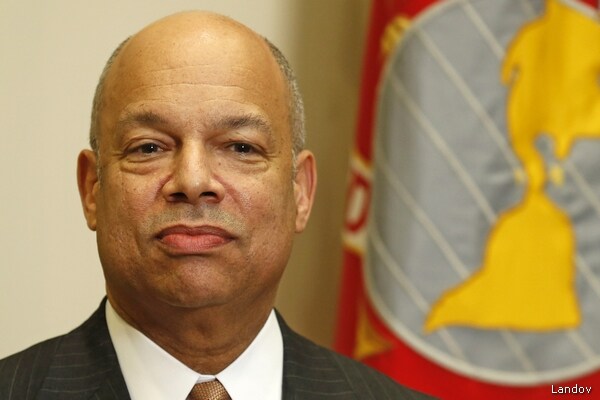 Homeland Security Chief Admits Need for Tighter Border Security