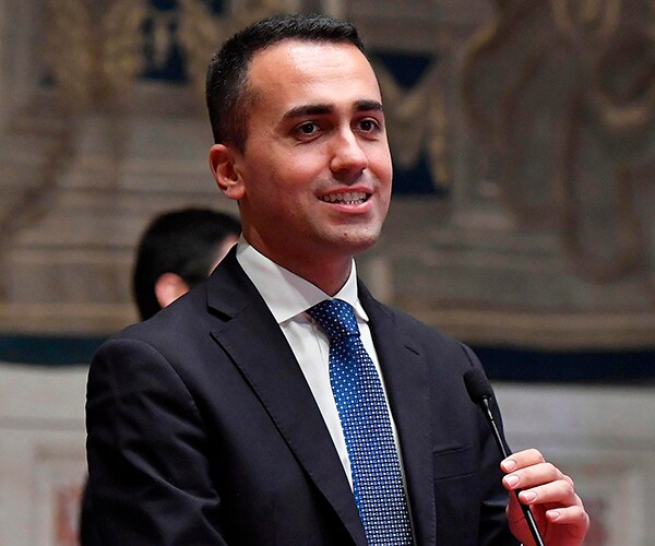 WSJ: Younger Generations Driving Populist Movement in Italy