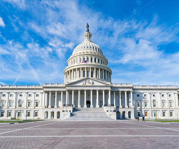 Pew Research: New Congress Still Dominated by Christians