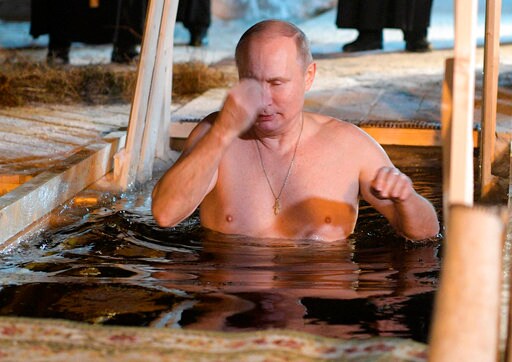 Putin Takes Dip in Icy Russian Lake on Epiphany