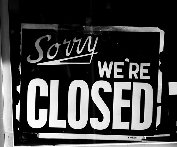 Macy's, Hudson's Bay to Temporarily Close US Stores Due to Virus Outbreak