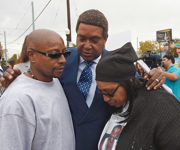 Joseph Mann: Family of Man Shot by Police Wants Murder Charges