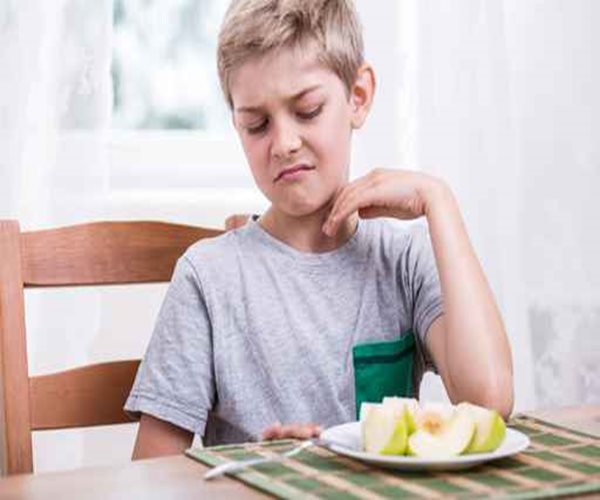Parents' Anxiety, Depression Tied to Kids' Fussy Eating