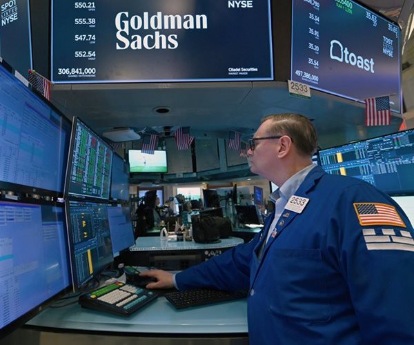 Wall Street Muted After Soft Labor Data