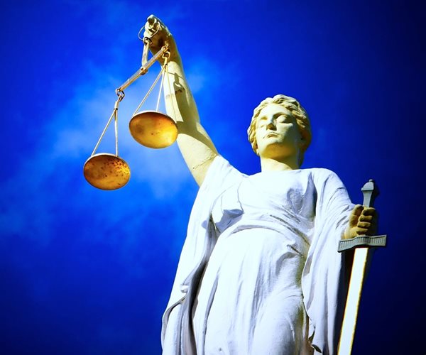 Defense Lawyer's Pants Catch Fire During Trial in Miami