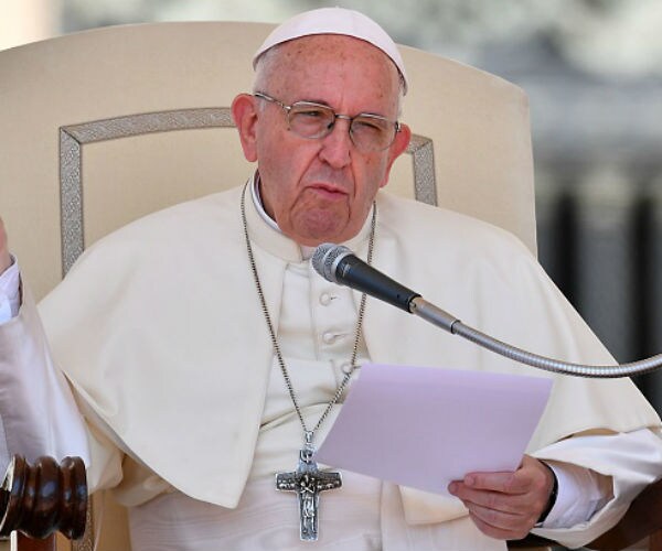 Pope Criticizes Trump Administration Policy on Migrant Family Separation
