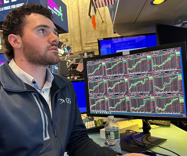 S&P 500, Nasdaq Snap Winning Streaks After Powell