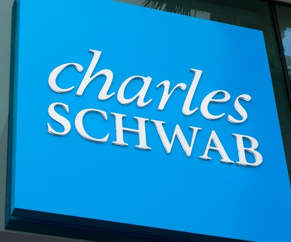 Schwab in Talks to Buy USAA Wealth, Brokerage Units, WSJ Reports
