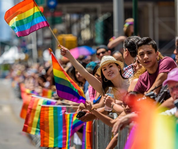 Court: Civil Rights Law Prohibits Discrimination of LGBT