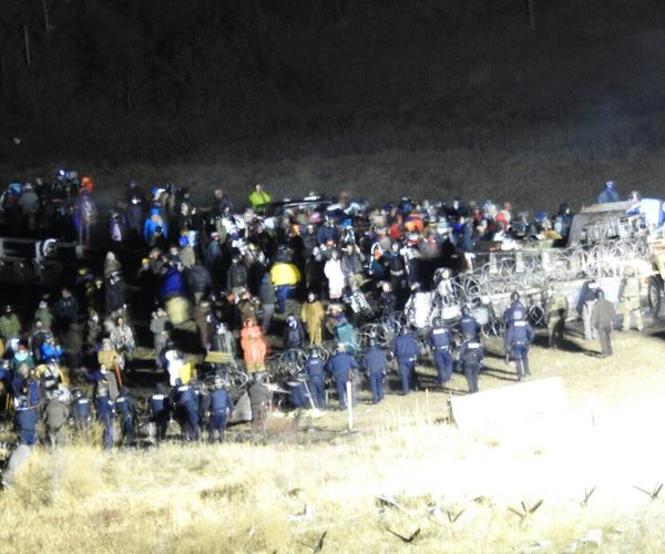 Police, Protesters Face Off at Dakota Access Pipeline