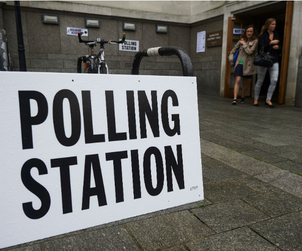 Britain Votes on EU Membership After Tight, Bitter Campaign