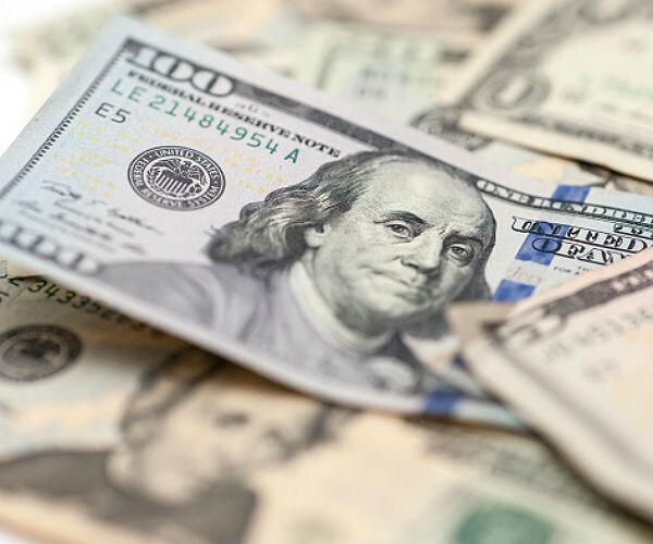 FT: Trump's Quest for Longer Maturity Debt Will Be Difficult