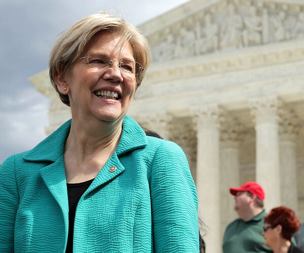 Elizabeth Warren Plays Dodge 'Em in CBS Interview
