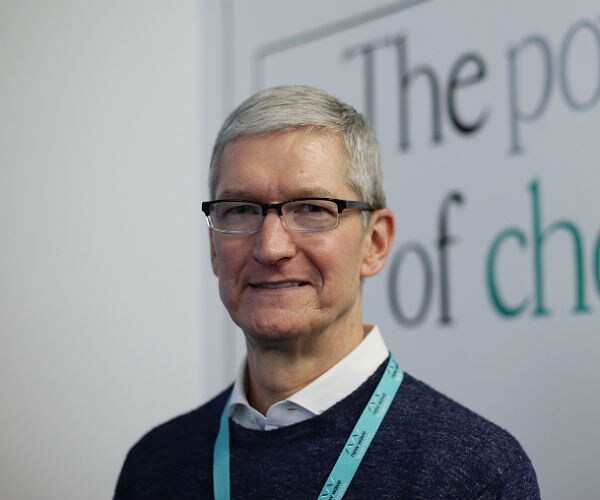 Tim Cook: Fake News Is One of Chief Problems for Consumers