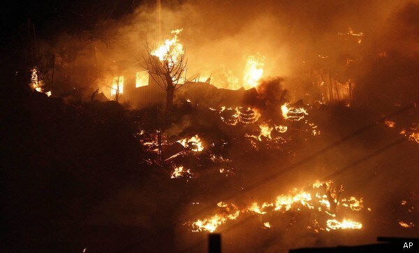 Chile Fire Toll: 12 Dead; 2,000 Homes Destroyed