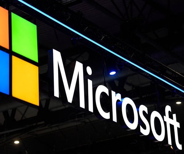 Microsoft Beats Quarterly Revenue Estimates 