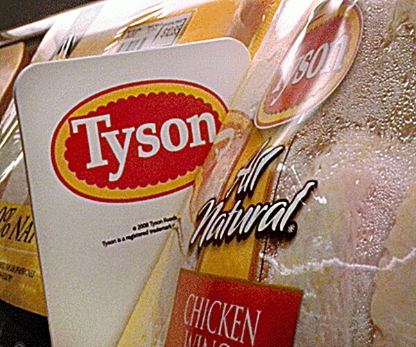 Meat-Shortage Risk Climbs With 25% of US Pork Capacity Offline