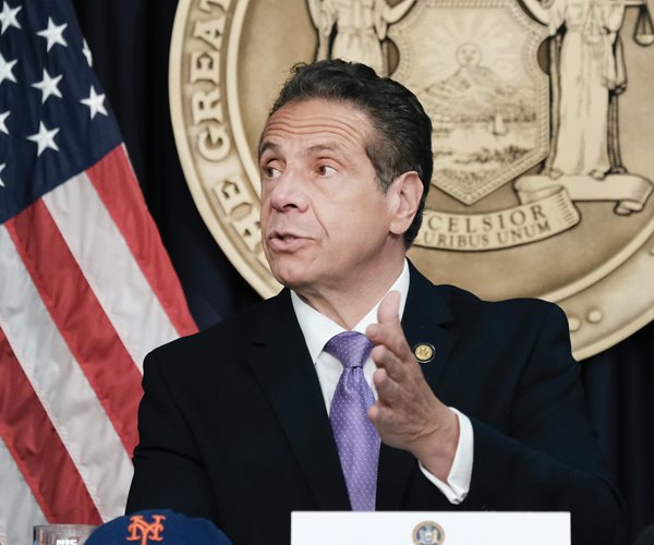 Cuomo Wins Dismissal of Suit Over NY's Covid Quarantine Rule