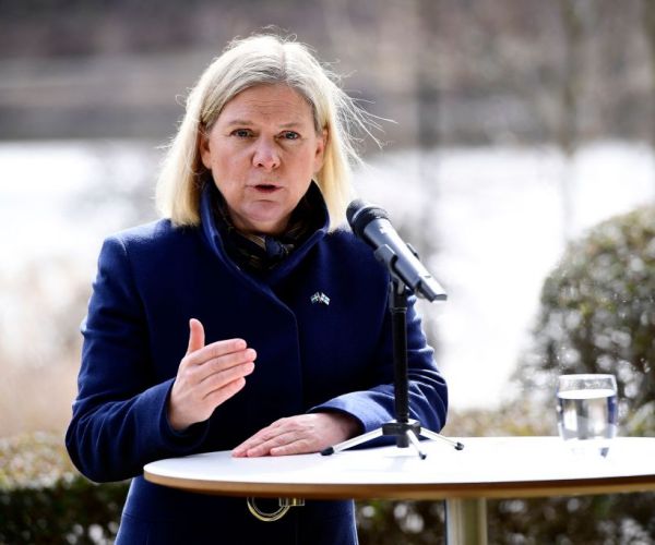 Sweden to Apply for NATO Membership in June