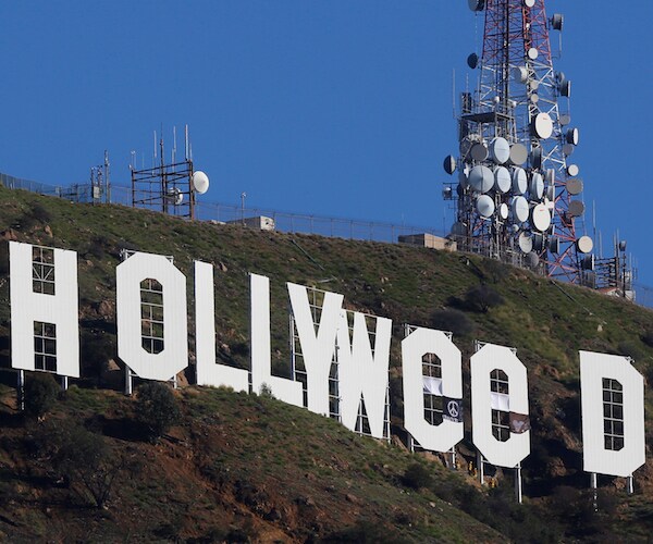 LA Votes to Legalize, Regulate Recreational Marijuana