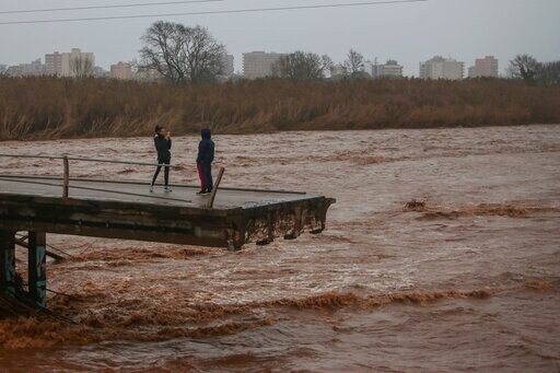 Storm Gloria Kills 11 in Spain, Causes Wide Coastal Damage