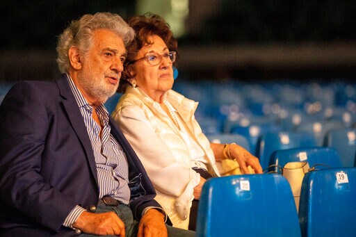 Placido Domingo Concert Opening Sports Complex in Hungary