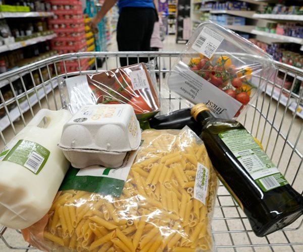 Europe Inflation Slips to 5.5% But Hikes to March on