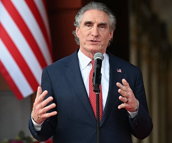 Trump Officials Weigh Steps to Lower Gas Prices