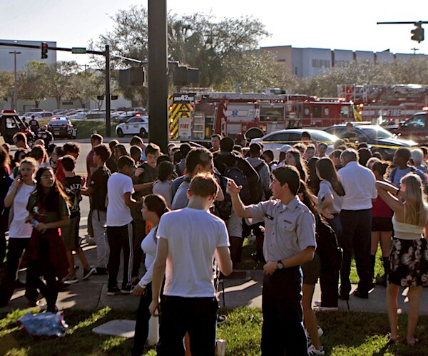 Gun Safety Groups Target Teens in Voter Registration Drive