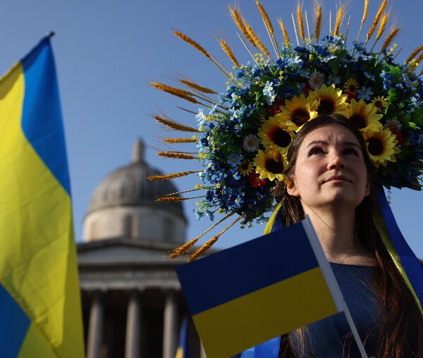 Ukraine Cracks Down on 'Traitors' Helping Russian Troops