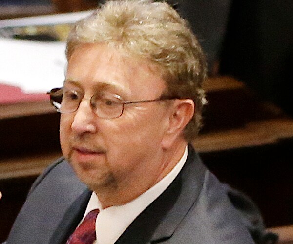 Tennessee House Shoots Down Bill to Arm Teachers