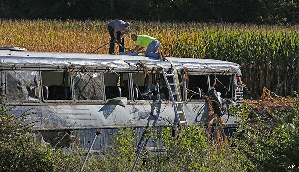 Cincinnati Bus Crash Leaving 35 Injured in Cornfield Investigated